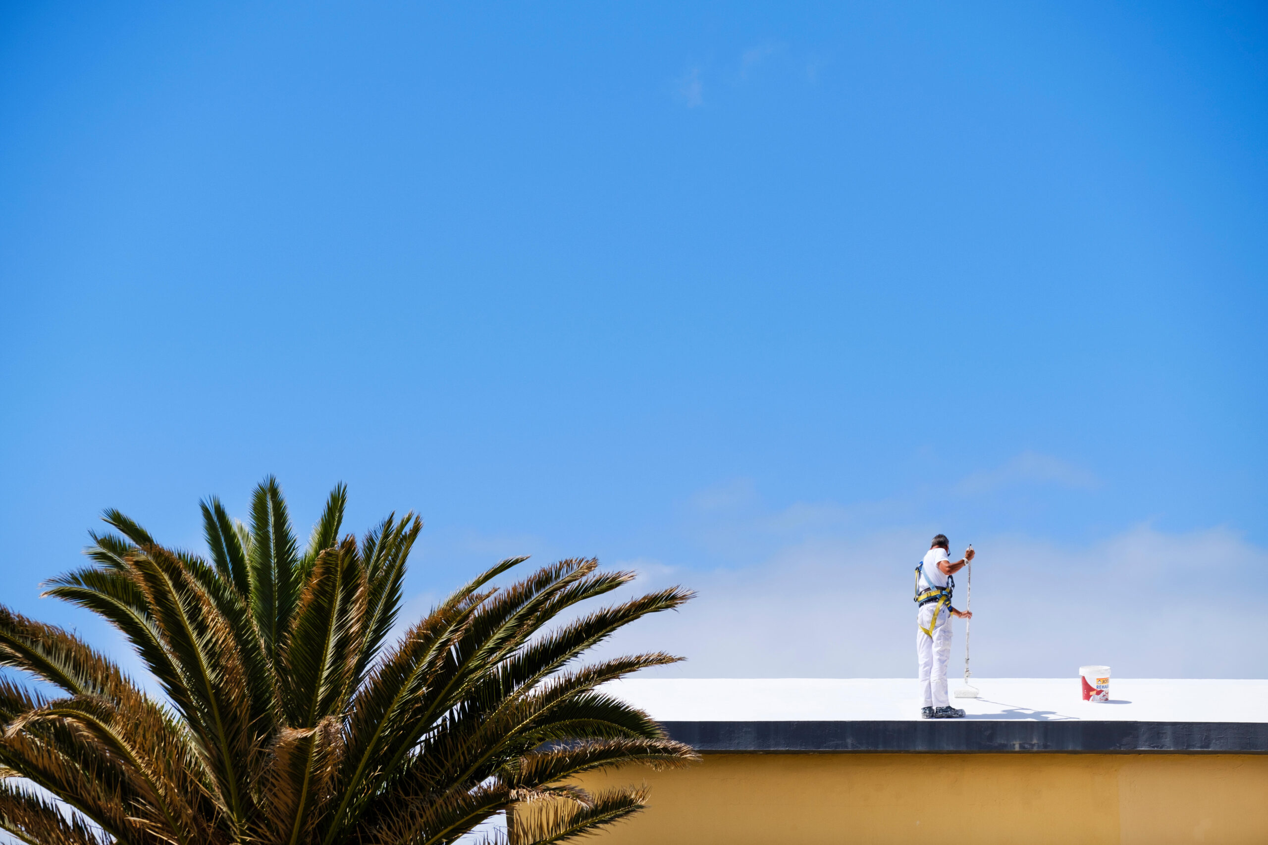 Cool roofs - sustainable cooling 